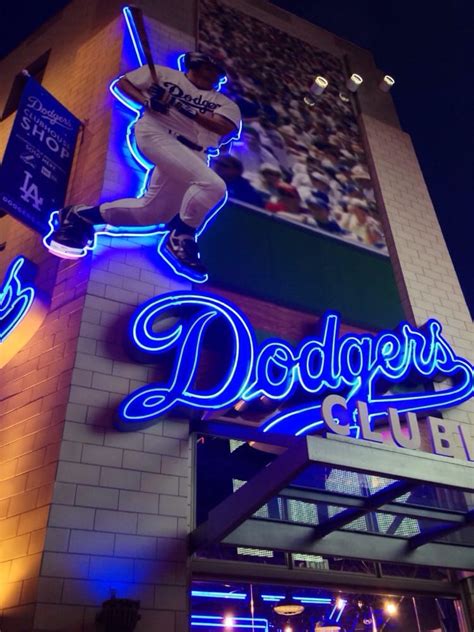 los angeles dodgers store shop